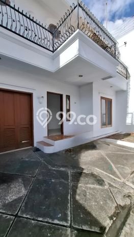 Disewakan Cepat Rumah Kondisi Baik di Kawasan Tebet, Jakarta Selatan Disewakan Cepat Rumah Kondisi Baik di Kawasan Tebet, Jakarta Selatan