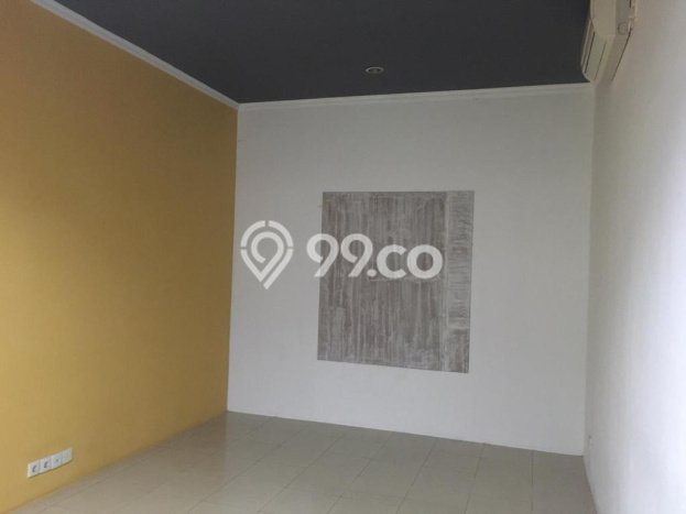 Lokasi terbaik! Rumah siap pakai disewakan di Tebet LB 200m2 Lokasi terbaik! Rumah siap pakai disewakan di Tebet LB 200m2