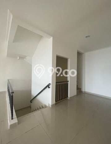 FOR RENT! Ruko di Pantai Indah Kapuk Cocok untuk Bisnis 300m2 FOR RENT! Ruko di Pantai Indah Kapuk Cocok untuk Bisnis 300m2