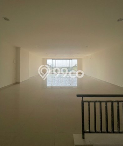 FOR RENT! Ruko di Pantai Indah Kapuk Cocok untuk Bisnis 300m2 FOR RENT! Ruko di Pantai Indah Kapuk Cocok untuk Bisnis 300m2