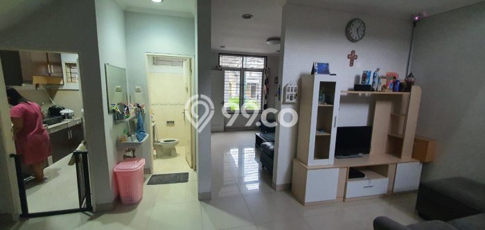 Dijual Rumah 4 Kamar Lokasi Strategis Nyaman dan Strategis di Lippo Cikarang Dijual Rumah 4 Kamar Lokasi Strategis Nyaman dan Strategis di Lippo Cikarang
