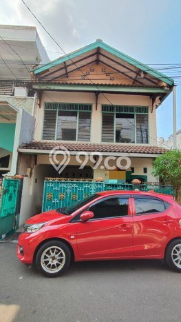 Rumah Terawat area Rawamangun, Jakarta Timur, Luas Tanah 91m², LB 132m² Rumah Terawat area Rawamangun, Jakarta Timur, Luas Tanah 91m², LB 132m²
