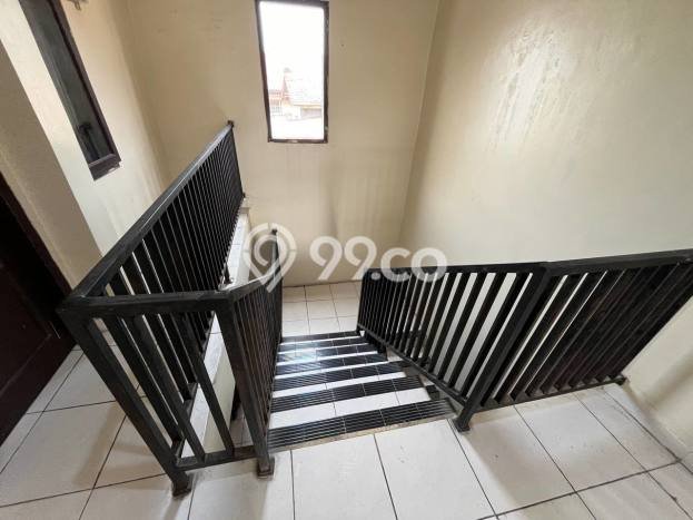 Kost Dijual di Kreo dengan 36 KT dan Luas 824m2 Kost Dijual di Kreo dengan 36 KT dan Luas 824m2