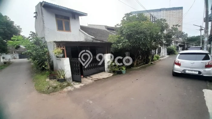 Jual Rumah Minimalis Bagus Punya 4 KT di Ciputat Tangerang Selatan SHM Jual Rumah Minimalis Bagus Punya 4 KT di Ciputat Tangerang Selatan SHM