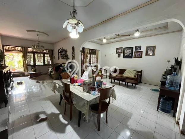 Rumah Luas Asri 3 KT Siap Pakai di Jatiwarna Bekasi Rumah Luas Asri 3 KT Siap Pakai di Jatiwarna Bekasi