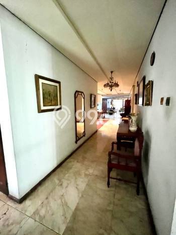 Rumah Luxury Modern Tanpa Renovasi di Simprug Jakarta Selatan Rumah Luxury Modern Tanpa Renovasi di Simprug Jakarta Selatan