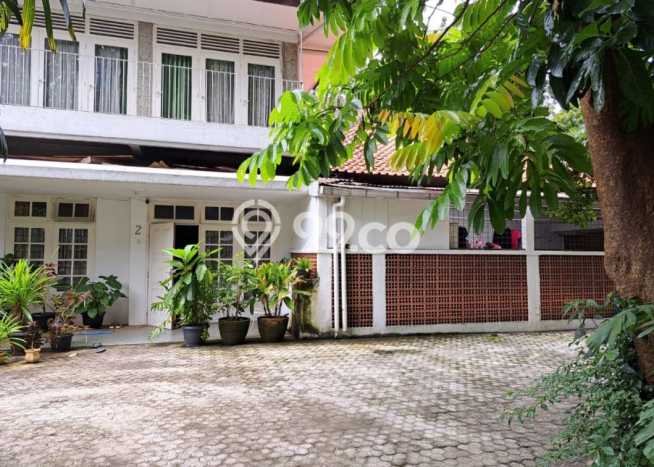 Siap Huni Rumah Mewah 6 Kamar di Kebayoran Baru Dekat ke Mana Saja Siap Huni Rumah Mewah 6 Kamar di Kebayoran Baru Dekat ke Mana Saja