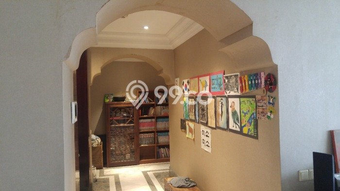 Hunian Apartemen High-Class untuk Dijual di Jakarta Selatan dengan 3 BR & 3 Kamar Mandi Hunian Apartemen High-Class untuk Dijual di Jakarta Selatan dengan 3 BR & 3 Kamar Mandi
