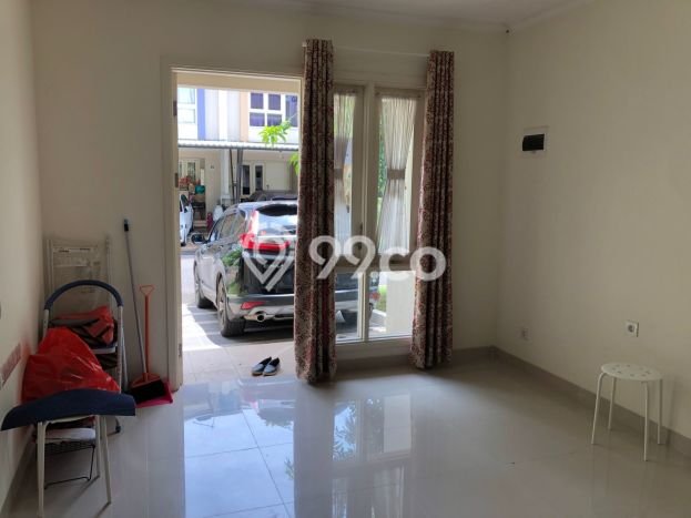 Jual Segera Rumah LT 110m² / LB 73m² di Jantung Kota Gading Serpong, Tangerang Jual Segera Rumah LT 110m² / LB 73m² di Jantung Kota Gading Serpong, Tangerang
