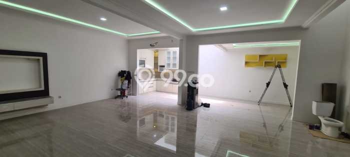 HARGA SPECIAL! Rumah Nyaman di Gading Serpong, Tangerang, LT 200m² Bangunan 350m² Bisa Nego! HARGA SPECIAL! Rumah Nyaman di Gading Serpong, Tangerang, LT 200m² Bangunan 350m² Bisa Nego!