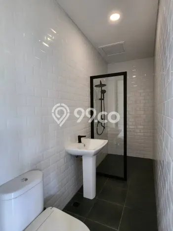 HOT LISTING! Rumah Untuk Investasi di BSD City, LT 286m² Bangunan 364m² HOT LISTING! Rumah Untuk Investasi di BSD City, LT 286m² Bangunan 364m²