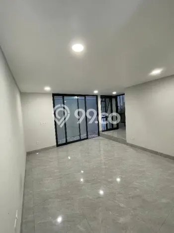 DIJUAL CEPAT! Rumah Modern area BSD, Tangerang, Luas 84m² Bangunan 165m² NEGO! DIJUAL CEPAT! Rumah Modern area BSD, Tangerang, Luas 84m² Bangunan 165m² NEGO!