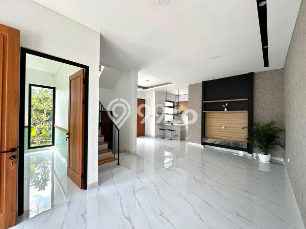 KESEMPATAN TERBAIK! Rumah Asri area BSD, LT 162m² Bangunan 175m² KESEMPATAN TERBAIK! Rumah Asri area BSD, LT 162m² Bangunan 175m²