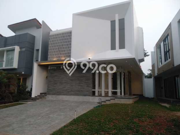Rumah Nyaman 4 KT Luas Tanah 187m² di BSD City, Tangerang Rumah Nyaman 4 KT Luas Tanah 187m² di BSD City, Tangerang