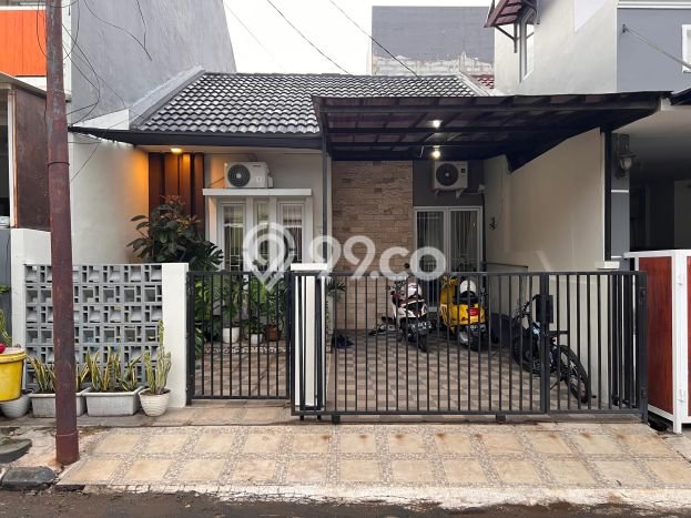 Jual Segera Rumah 2 KT 1 KM di BSD, Tangerang Jual Segera Rumah 2 KT 1 KM di BSD, Tangerang