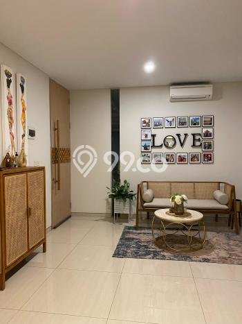 Rumah Elit Modern Tanpa Renovasi di Ciganjur Jakarta Selatan Rumah Elit Modern Tanpa Renovasi di Ciganjur Jakarta Selatan