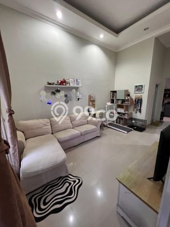 Jual Segera Rumah 2 KT 1 KM di BSD, Tangerang Jual Segera Rumah 2 KT 1 KM di BSD, Tangerang