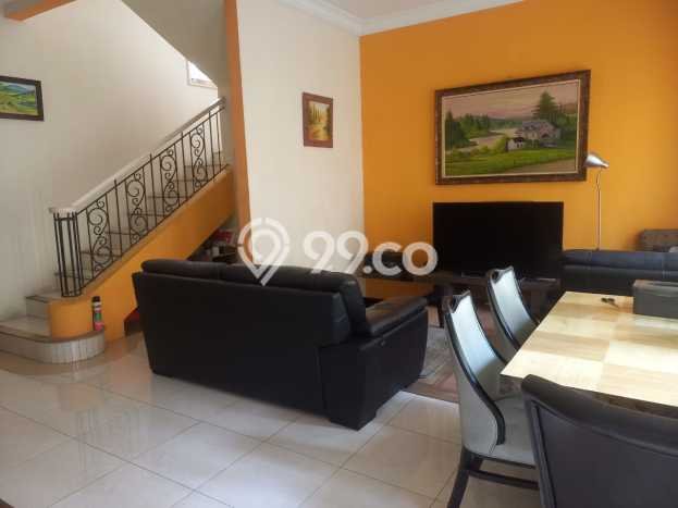 Kesempatan Emas Memiliki Rumah LT 180m² / LB 155m² di Jantung Kota Gading Serpong, Tangerang Kesempatan Emas Memiliki Rumah LT 180m² / LB 155m² di Jantung Kota Gading Serpong, Tangerang