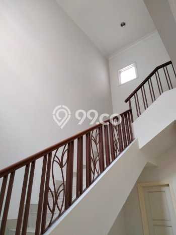Rumah di Gading Serpong, Siap Huni, LT 180m² Rumah di Gading Serpong, Siap Huni, LT 180m²