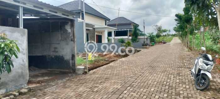 Tanah Komersial Dijual di Mijen Semarang 120m2 Tanah Komersial Dijual di Mijen Semarang 120m2