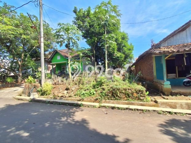 Tanah untuk Dijual Lokasi Gunung Pati, Semarang Luas 149m2 SHM Tanah untuk Dijual Lokasi Gunung Pati, Semarang Luas 149m2 SHM