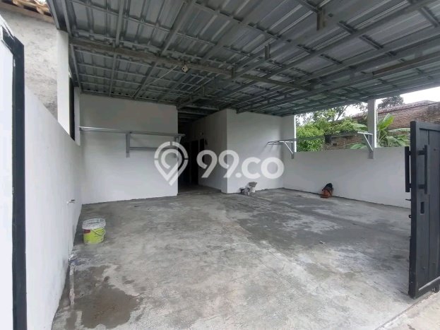 Rumah Modern Cantik 8 Kamar Bisa Langsung Pindah di Mijen Rumah Modern Cantik 8 Kamar Bisa Langsung Pindah di Mijen