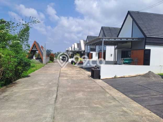 For Sale Rumah 2 Kamar Lokasi Ideal Nyaman dan Strategis di Mijen For Sale Rumah 2 Kamar Lokasi Ideal Nyaman dan Strategis di Mijen