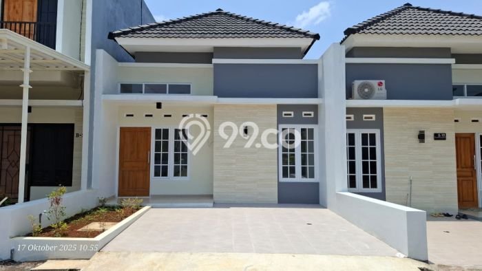 Dijual Cepat Rumah Favorit Siap Huni LB 40m2 di Banyumanik, Semarang Dijual Cepat Rumah Favorit Siap Huni LB 40m2 di Banyumanik, Semarang