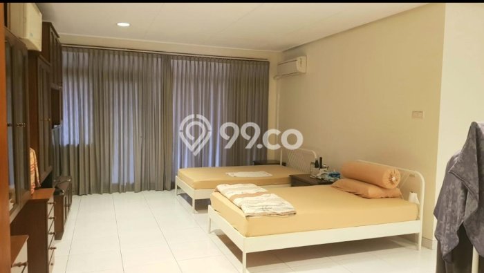 BEST DEAL! Rumah di Kelapa Gading, 5 KT, Akses Mudah Fasilitas Umum, LT 688m² Bangunan 612m² BEST DEAL! Rumah di Kelapa Gading, 5 KT, Akses Mudah Fasilitas Umum, LT 688m² Bangunan 612m²
