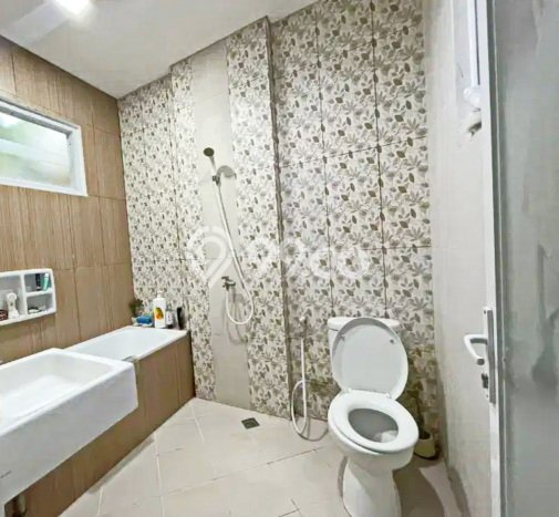 Rumah Elit Modern Tanpa Renovasi di Rawamangun Jakarta Timur Rumah Elit Modern Tanpa Renovasi di Rawamangun Jakarta Timur