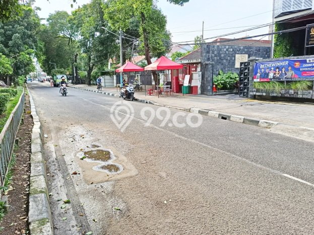 Dijual! Ruko di Rawamangun Jakarta Timur LT 90m2 / LB 300m2 Kawasan Bisnis Dijual! Ruko di Rawamangun Jakarta Timur LT 90m2 / LB 300m2 Kawasan Bisnis