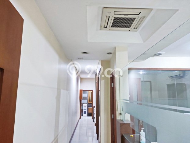Unit Ruko Dijual di Jakarta Timur LT 75m2 & LB 265m2 Unit Ruko Dijual di Jakarta Timur LT 75m2 & LB 265m2