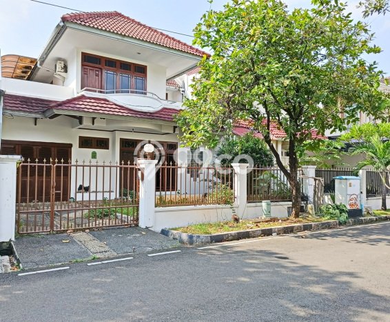 Rumah Luxury Modern Siap Huni di Rawamangun Jakarta Timur Rumah Luxury Modern Siap Huni di Rawamangun Jakarta Timur