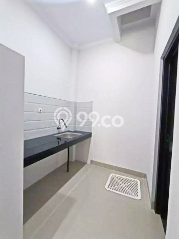 Dijual! Ruko di Rawamangun Jakarta Timur LT 90m2 / LB 300m2 Kawasan Bisnis Dijual! Ruko di Rawamangun Jakarta Timur LT 90m2 / LB 300m2 Kawasan Bisnis