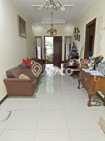 Rumah Luxury Modern Tanpa Renovasi di Rawamangun Jakarta Timur Rumah Luxury Modern Tanpa Renovasi di Rawamangun Jakarta Timur