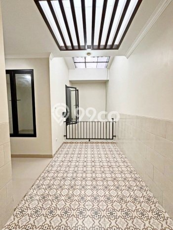 Rumah Luxury Modern Siap Huni di Rawamangun Jakarta Timur Rumah Luxury Modern Siap Huni di Rawamangun Jakarta Timur