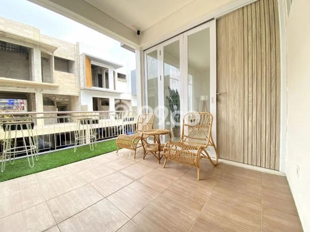 Jual Rumah Strategis Bagus Punya 3 KT di Cinere Depok SHM Jual Rumah Strategis Bagus Punya 3 KT di Cinere Depok SHM