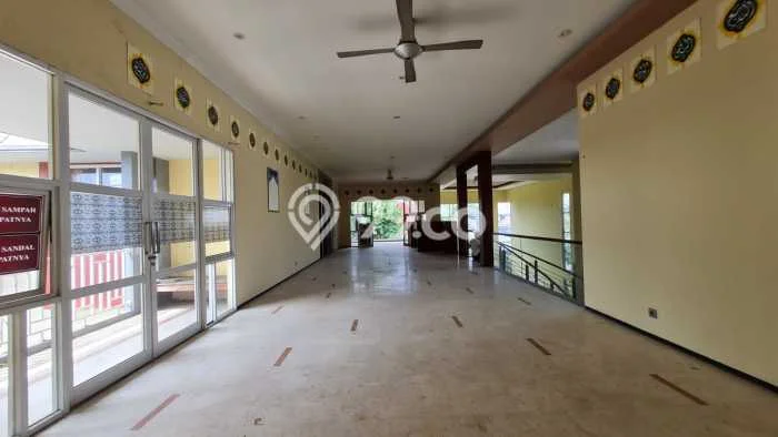 Rumah Elit Modern Siap Huni di Kelapa Dua Depok Rumah Elit Modern Siap Huni di Kelapa Dua Depok