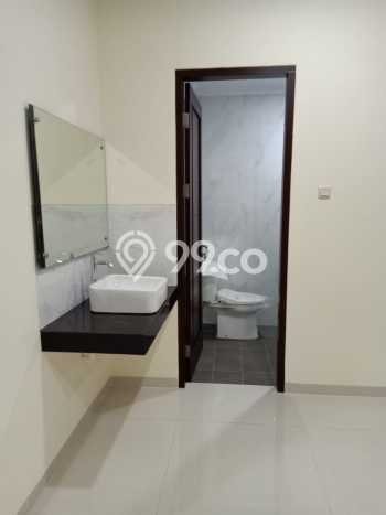 HARGA SPESIAL! Rumah Modern area BSD The Green, Tangerang, Luas 205m² Bangunan 330m² Bisa Nego! HARGA SPESIAL! Rumah Modern area BSD The Green, Tangerang, Luas 205m² Bangunan 330m² Bisa Nego!