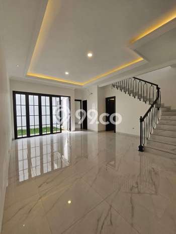 Rumah Elit LB 260m2 Siap Huni Desain Elegan di BSD The Green, Tangerang Rumah Elit LB 260m2 Siap Huni Desain Elegan di BSD The Green, Tangerang
