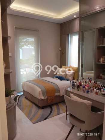 Ready to Use! Premium House LT 264m2 Desain Modern di Gading Serpong Ready to Use! Premium House LT 264m2 Desain Modern di Gading Serpong