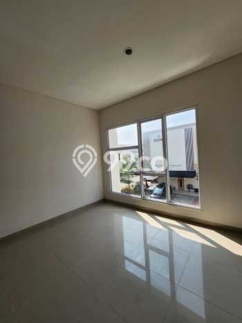 Unit Ruko Disewakan di Gading Serpong di Area Ramai & Strategis Unit Ruko Disewakan di Gading Serpong di Area Ramai & Strategis