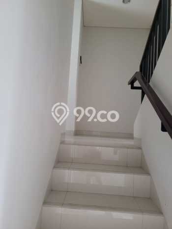 Rumah Kost untuk Dijual di BSD Punya 5 Kamar Rumah Kost untuk Dijual di BSD Punya 5 Kamar