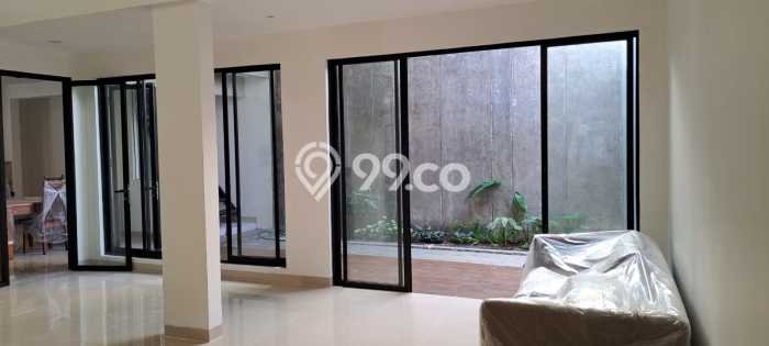 For Sale! Luxury House LT 240m2 Desain Elegan di BSD Puspita Loka For Sale! Luxury House LT 240m2 Desain Elegan di BSD Puspita Loka