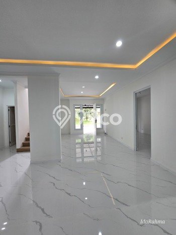 Best Deal Hunian Mewah Ideal dan Luas di BSD, Tangerang Selatan Best Deal Hunian Mewah Ideal dan Luas di BSD, Tangerang Selatan