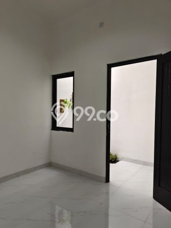 Rumah Luas Asri 3 KT Siap Pakai di BSD Griya Loka Tangerang Rumah Luas Asri 3 KT Siap Pakai di BSD Griya Loka Tangerang