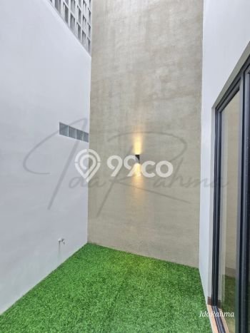 Hunian Mewah Dijual LT 140m2 di BSD, Tangerang Selatan Hunian Mewah Dijual LT 140m2 di BSD, Tangerang Selatan