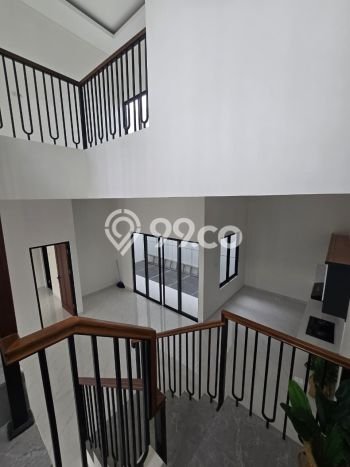 For Sale! Luxury House LT 135m2 Desain Elegan di BSD Kencana Loka For Sale! Luxury House LT 135m2 Desain Elegan di BSD Kencana Loka