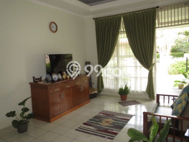 Rumah Elit Modern Tanpa Renovasi di Kemang Pratama Bekasi Rumah Elit Modern Tanpa Renovasi di Kemang Pratama Bekasi