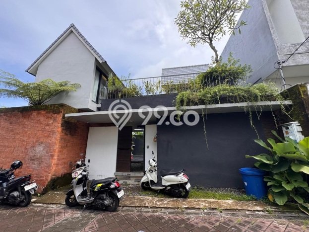 Ready to Use! Premium House LT 175m2 Desain Modern di Canggu Ready to Use! Premium House LT 175m2 Desain Modern di Canggu